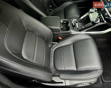 Черный Ягуар I-Pace, объемом двигателя 0 л и пробегом 62 тыс. км за 31800 $, фото 37 на Automoto.ua