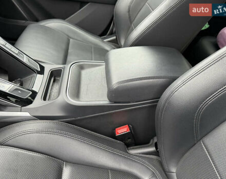 Чорний Ягуар I-Pace, об'ємом двигуна 0 л та пробігом 93 тис. км за 21499 $, фото 30 на Automoto.ua