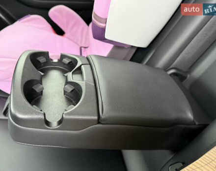 Чорний Ягуар I-Pace, об'ємом двигуна 0 л та пробігом 93 тис. км за 21499 $, фото 41 на Automoto.ua