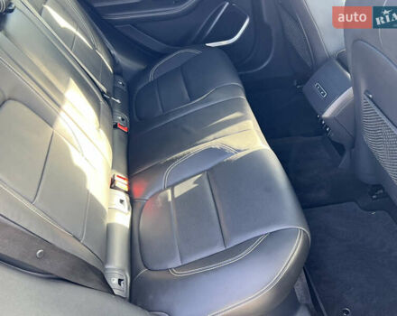 Черный Ягуар I-Pace, объемом двигателя 0 л и пробегом 113 тыс. км за 26047 $, фото 23 на Automoto.ua