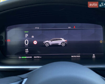 Черный Ягуар I-Pace, объемом двигателя 0 л и пробегом 64 тыс. км за 29900 $, фото 78 на Automoto.ua