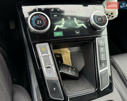 Чорний Ягуар I-Pace, об'ємом двигуна 0 л та пробігом 93 тис. км за 21499 $, фото 74 на Automoto.ua