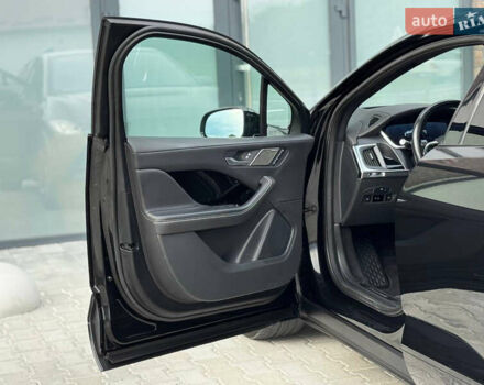 Черный Ягуар I-Pace, объемом двигателя 0 л и пробегом 133 тыс. км за 33000 $, фото 45 на Automoto.ua