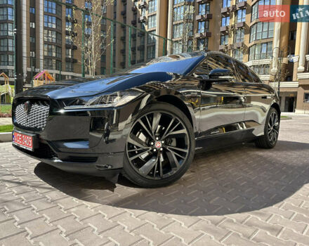 Черный Ягуар I-Pace, объемом двигателя 0 л и пробегом 57 тыс. км за 33400 $, фото 1 на Automoto.ua