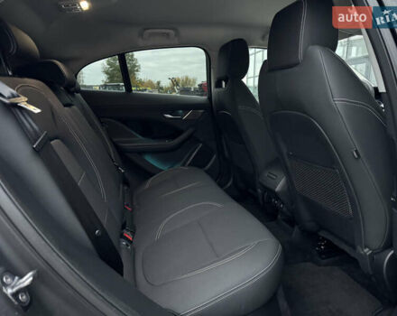 Черный Ягуар I-Pace, объемом двигателя 0 л и пробегом 91 тыс. км за 24900 $, фото 47 на Automoto.ua