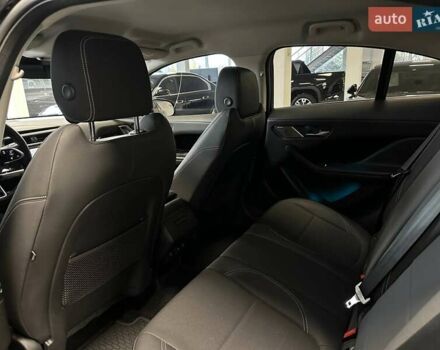Черный Ягуар I-Pace, объемом двигателя 0 л и пробегом 81 тыс. км за 29900 $, фото 14 на Automoto.ua