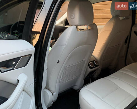 Черный Ягуар I-Pace, объемом двигателя 0 л и пробегом 77 тыс. км за 35550 $, фото 70 на Automoto.ua