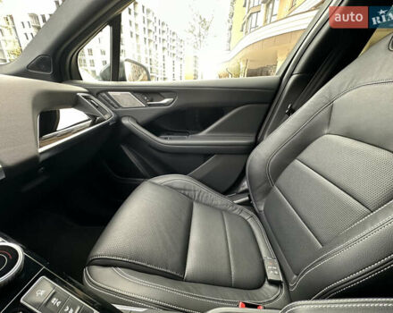Чорний Ягуар I-Pace, об'ємом двигуна 0 л та пробігом 19 тис. км за 35000 $, фото 35 на Automoto.ua