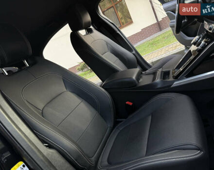 Черный Ягуар I-Pace, объемом двигателя 0 л и пробегом 90 тыс. км за 26999 $, фото 78 на Automoto.ua