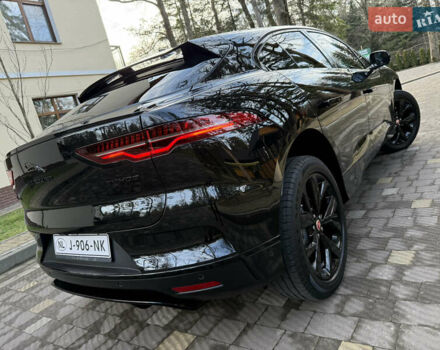 Черный Ягуар I-Pace, объемом двигателя 0 л и пробегом 90 тыс. км за 26999 $, фото 50 на Automoto.ua