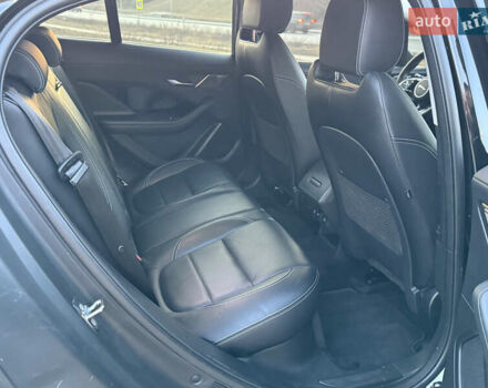 Черный Ягуар I-Pace, объемом двигателя 0 л и пробегом 50 тыс. км за 29900 $, фото 22 на Automoto.ua