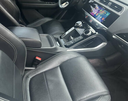 Черный Ягуар I-Pace, объемом двигателя 0 л и пробегом 70 тыс. км за 37777 $, фото 7 на Automoto.ua