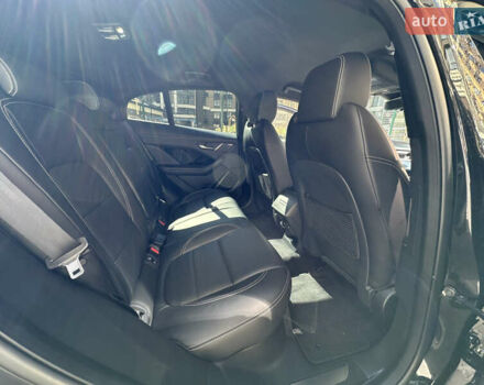 Черный Ягуар I-Pace, объемом двигателя 0 л и пробегом 57 тыс. км за 33400 $, фото 44 на Automoto.ua