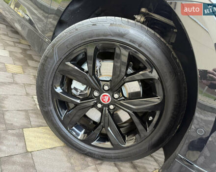 Черный Ягуар I-Pace, объемом двигателя 0 л и пробегом 90 тыс. км за 26999 $, фото 8 на Automoto.ua