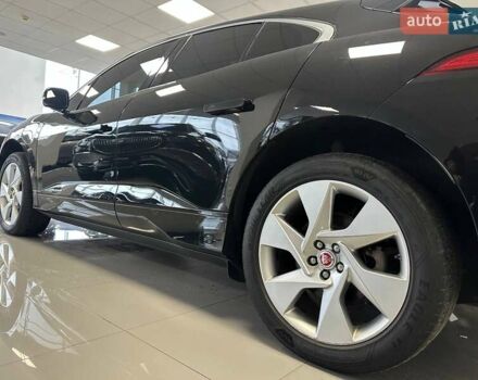 Черный Ягуар I-Pace, объемом двигателя 0 л и пробегом 81 тыс. км за 29900 $, фото 6 на Automoto.ua