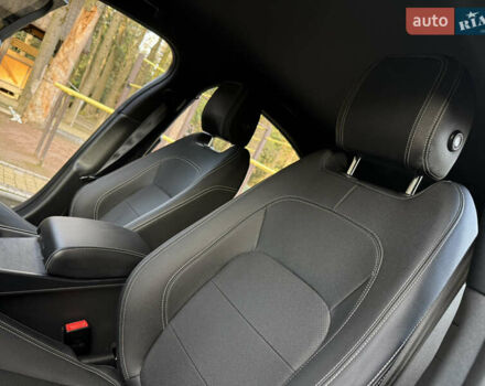 Черный Ягуар I-Pace, объемом двигателя 0 л и пробегом 90 тыс. км за 26999 $, фото 59 на Automoto.ua