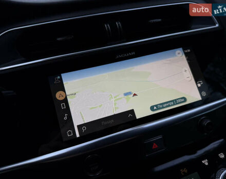 Черный Ягуар I-Pace, объемом двигателя 0 л и пробегом 90 тыс. км за 26999 $, фото 85 на Automoto.ua