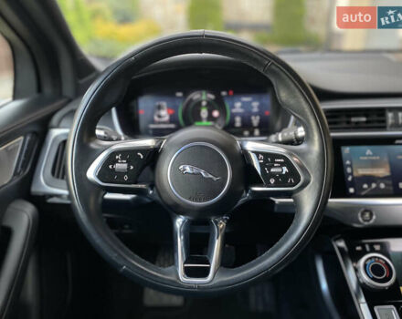 Черный Ягуар I-Pace, объемом двигателя 0 л и пробегом 42 тыс. км за 34899 $, фото 43 на Automoto.ua