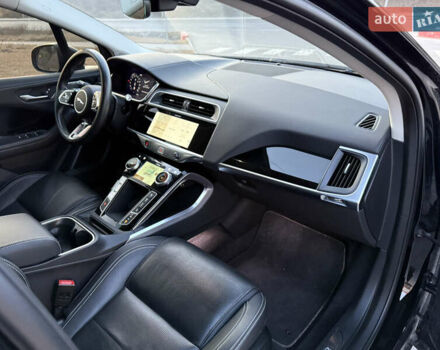 Черный Ягуар I-Pace, объемом двигателя 0 л и пробегом 50 тыс. км за 29900 $, фото 24 на Automoto.ua