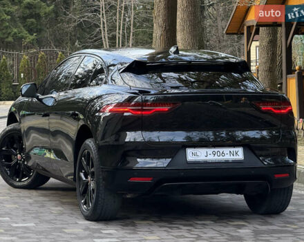 Черный Ягуар I-Pace, объемом двигателя 0 л и пробегом 90 тыс. км за 26999 $, фото 29 на Automoto.ua