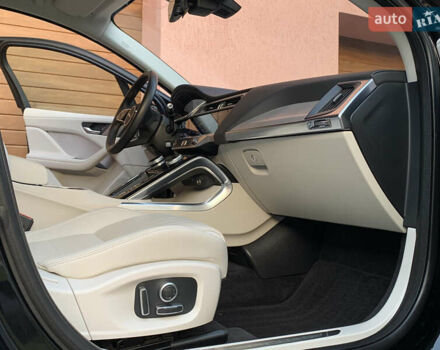 Черный Ягуар I-Pace, объемом двигателя 0 л и пробегом 77 тыс. км за 35550 $, фото 75 на Automoto.ua