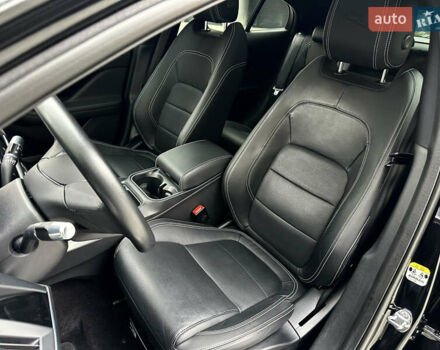 Чорний Ягуар I-Pace, об'ємом двигуна 0 л та пробігом 63 тис. км за 31900 $, фото 17 на Automoto.ua