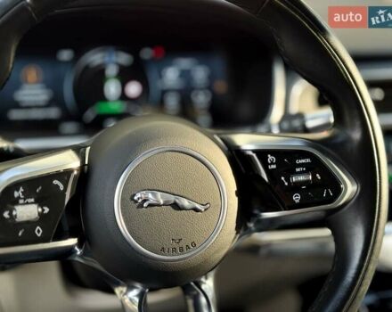 Черный Ягуар I-Pace, объемом двигателя 0 л и пробегом 141 тыс. км за 29999 $, фото 22 на Automoto.ua