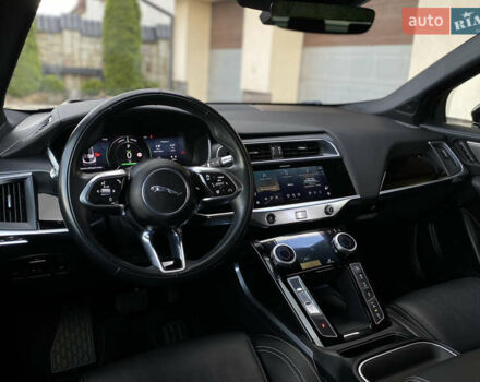 Черный Ягуар I-Pace, объемом двигателя 0 л и пробегом 42 тыс. км за 34899 $, фото 41 на Automoto.ua