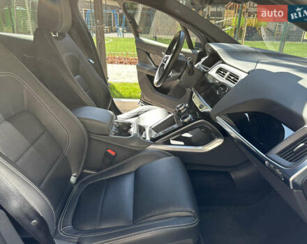 Черный Ягуар I-Pace, объемом двигателя 0 л и пробегом 57 тыс. км за 33400 $, фото 38 на Automoto.ua