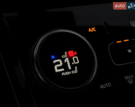 Черный Ягуар I-Pace, объемом двигателя 0 л и пробегом 91 тыс. км за 24900 $, фото 68 на Automoto.ua