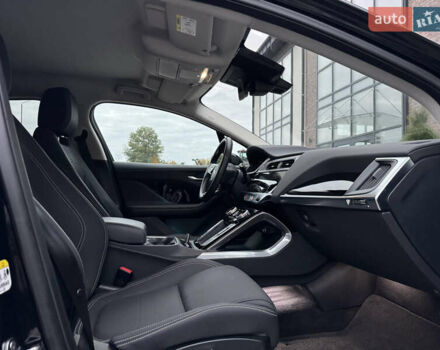 Черный Ягуар I-Pace, объемом двигателя 0 л и пробегом 91 тыс. км за 24900 $, фото 53 на Automoto.ua