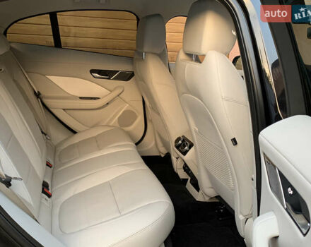 Черный Ягуар I-Pace, объемом двигателя 0 л и пробегом 77 тыс. км за 35550 $, фото 89 на Automoto.ua