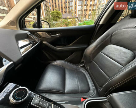Ягуар I-Pace 2021 в Киеве на Automoto.ua Черный Ягуар I-Pace, объемом двигателя 0 л и пробегом 82 тыс. км за 29500 $, фото 26 на Automoto.ua