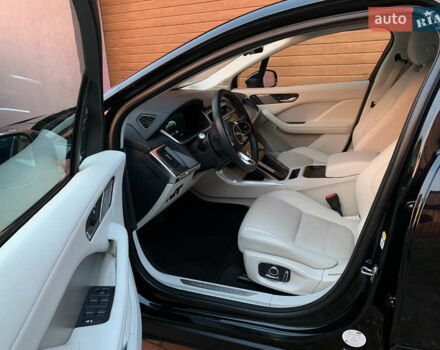 Черный Ягуар I-Pace, объемом двигателя 0 л и пробегом 77 тыс. км за 35550 $, фото 46 на Automoto.ua