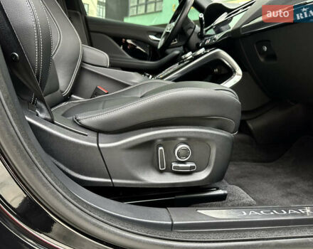 Чорний Ягуар I-Pace, об'ємом двигуна 0 л та пробігом 63 тис. км за 31900 $, фото 34 на Automoto.ua