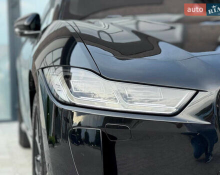 Черный Ягуар I-Pace, объемом двигателя 0 л и пробегом 133 тыс. км за 33000 $, фото 28 на Automoto.ua