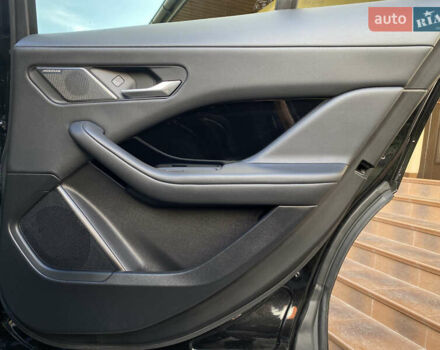 Черный Ягуар I-Pace, объемом двигателя 0 л и пробегом 42 тыс. км за 34899 $, фото 72 на Automoto.ua