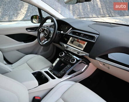 Черный Ягуар I-Pace, объемом двигателя 0 л и пробегом 33 тыс. км за 33962 $, фото 19 на Automoto.ua