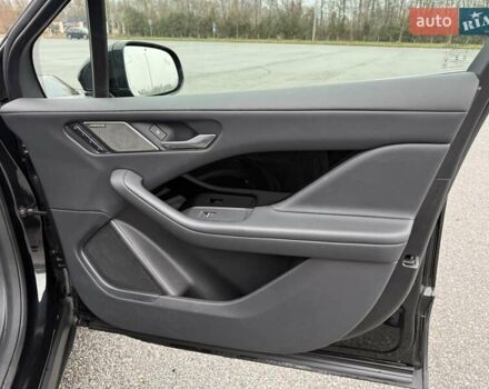 Чорний Ягуар I-Pace, об'ємом двигуна 0 л та пробігом 45 тис. км за 36700 $, фото 78 на Automoto.ua