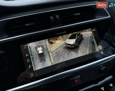 Черный Ягуар I-Pace, объемом двигателя 0 л и пробегом 90 тыс. км за 26999 $, фото 86 на Automoto.ua