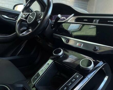 Черный Ягуар I-Pace, объемом двигателя 0 л и пробегом 93 тыс. км за 29999 $, фото 20 на Automoto.ua