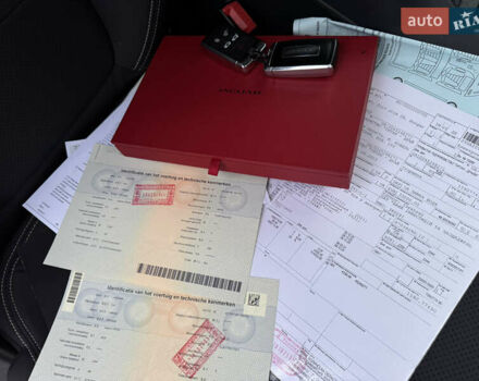 Черный Ягуар I-Pace, объемом двигателя 0 л и пробегом 91 тыс. км за 24900 $, фото 83 на Automoto.ua