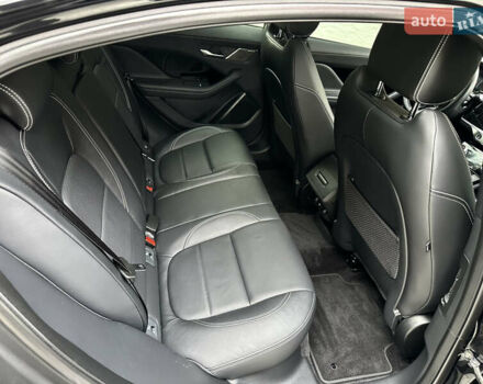 Чорний Ягуар I-Pace, об'ємом двигуна 0 л та пробігом 63 тис. км за 31900 $, фото 32 на Automoto.ua