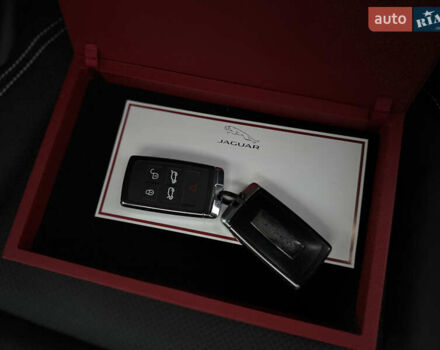 Черный Ягуар I-Pace, объемом двигателя 0 л и пробегом 91 тыс. км за 24900 $, фото 78 на Automoto.ua