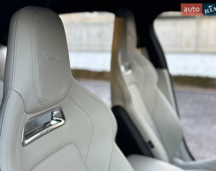 Черный Ягуар I-Pace, объемом двигателя 0 л и пробегом 120 тыс. км за 32990 $, фото 22 на Automoto.ua