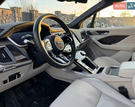 Черный Ягуар I-Pace, объемом двигателя 0 л и пробегом 120 тыс. км за 32990 $, фото 18 на Automoto.ua
