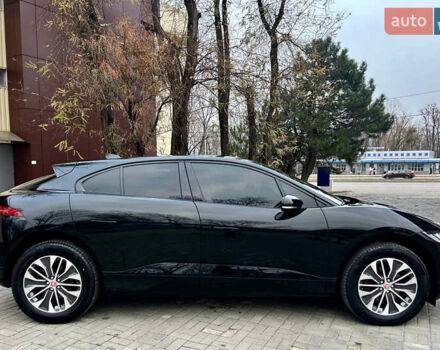 Черный Ягуар I-Pace, объемом двигателя 0 л и пробегом 57 тыс. км за 31500 $, фото 4 на Automoto.ua