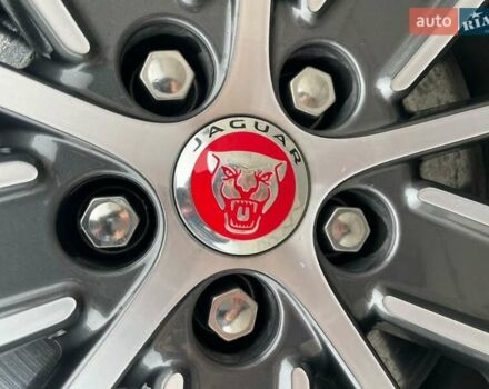 Черный Ягуар I-Pace, объемом двигателя 0 л и пробегом 64 тыс. км за 35900 $, фото 37 на Automoto.ua