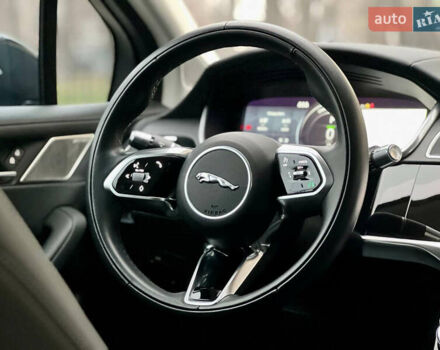 Черный Ягуар I-Pace, объемом двигателя 0 л и пробегом 57 тыс. км за 31500 $, фото 32 на Automoto.ua