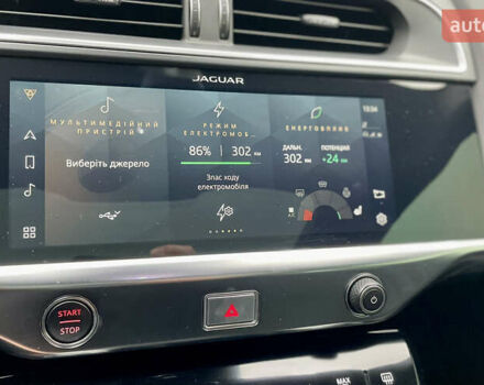 Черный Ягуар I-Pace, объемом двигателя 0 л и пробегом 41 тыс. км за 50999 $, фото 47 на Automoto.ua